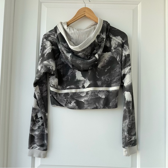 Nike Grey Modern Glacier Cropped Hoodie XS - Picture 2 of 8